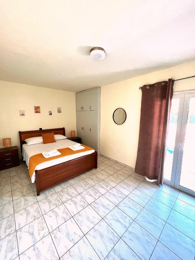 Kalamata Garden Suite Exterior foto